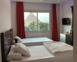 Трёхместный номер в Sahara Pyramids Inn