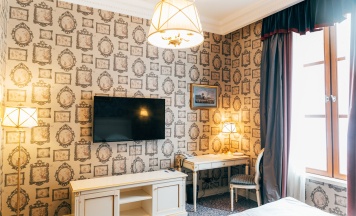 Стандарт в Невский