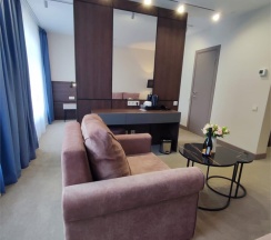 Улучшенный джуниор сюит в Смольнинская