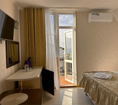 Комфорт Двухместный  с балконом в Уют