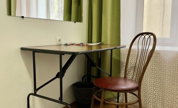 3-местная комната комфорт с 1 односпальной и 1 двуспальной кроватью в Simple Seasons Rooms (Симпл Сизонс Румс)