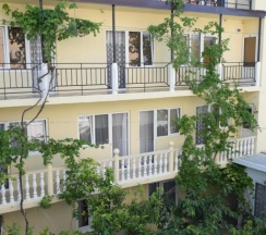 Апартаменты Дуплекс с балконом и с красивым видом из окна в Максим