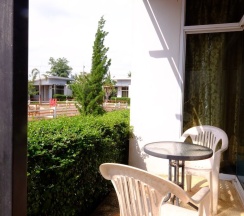 Двухместный номер Standard с балконом 2 отдельные кровати в Sixty Nine Resort