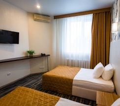 Трехместный люкс в Дружба