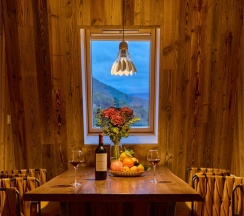 Джуниор Сюит в мансарде с видом на горы в Hills Polyana hotel&SPA