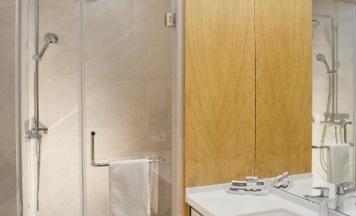 Двухместный номер Deluxe двуспальная кровать в Neos Hotel