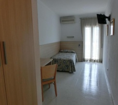 Номер Standard в Hotel Can Català
