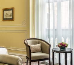 Делюкс Кинг с видом во внутренний двор в Lotte hotel St.Petersburg