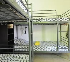 Кровать в общем номере (женский номер) в Lemongrass Hostel
