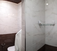 Делюкс в День и ночь