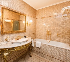 3-комнатный номер люкс в Petroff Palace