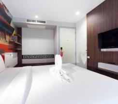 Двухместный номер Deluxe двуспальная кровать в The AIM Patong Hotel