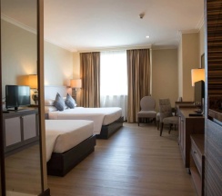 Трёхместный номер Premier North Tower в The Berkeley Hotel Pratunam