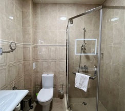 2 этаж I Трёхместный с раздельными кроватями и кухней в Марис