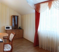 Номер люкс с 1 двуспальной кроватью №209, 309, 317 в Зелёная