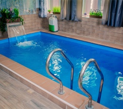 Дом 2 с бассейном хамамом сауной в Охотничий клуб