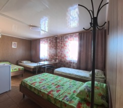 Четырёхместный номер Standard в 645 км