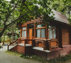 Семейный коттедж с балконом в Тунайча