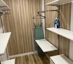 Люкс с балконом и с красивым видом из окна в Апартаменты на Набережной