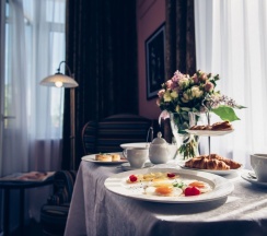 Улучшенный номер с видом на Летний сад в Dom Boutique Hotel