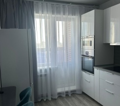 4-местные 1-комнатные апартаменты люкс с 1 двуспальной кроватью в AntoninaApartments (АнтонинаАпартментс) на улице Крылова