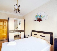 Апартаменты Economy с 3 комнатами с балконом в Гостевой дом на Кирова 3