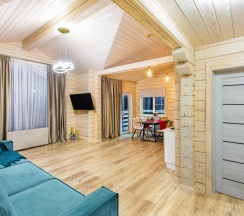 Стильный коттедж 100 кв.м. для 7 человек рядом с Охта парком в Solar House