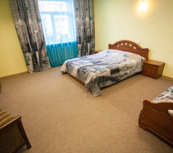 Стандарт с одной двуспальной кроватью в Алиса