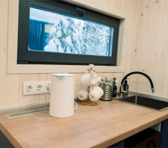 Барн Хаус с панорамными окнами (2+2) в Alaska Guest House