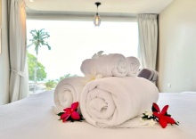 Люкс Deluxe с балконом в Combo Beach Hotel Samui