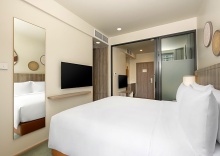 Люкс c 1 комнатой с балконом в Staybridge Suites Bangkok Sukhumvit, an IHG Hotel