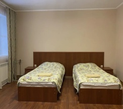 Двухместный номер с 2 односпальными кроватями в Эльбрус