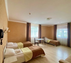 КЛАССИЧЕСКИЙ ТРЕХМЕСТНЫЙ НОМЕР в Волна