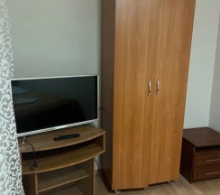 Четырёхместный семейный номер Standard с видом на город в Ассоль