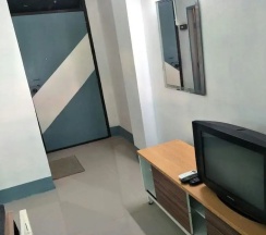 Номер Standard в Khok Chang Building