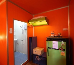Номер Standard Мансарда в VJ Villa & Container Stay