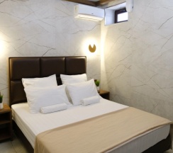 Двухместный номер Эконом-класса без окна Цокольный этаж двуспальная кровать в Астра де Роза