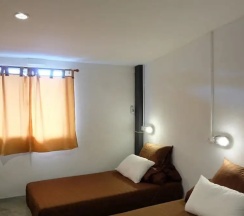 Кровать в общем номере в Juno Hostel Pai - Adults Only