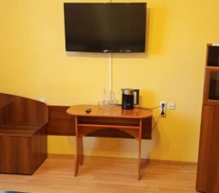 Трехместный номер с 3 односпальными кроватями в Smart Hotel KDO Омск