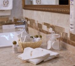 Гранд Люкс в Легенда