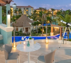 Coyaba Villa Swim-up Rondoval Butler Suite w/ Private Pool Sanctuary Sky в Sandals Dunns River All Inclusive
