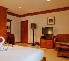 Шестиместный Suite Penthouse с 3 комнатами в Inn House Hotel