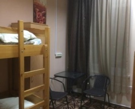 Кровать в 4-местном общем номере (без удобств, двухъярусные кровати) в Арал