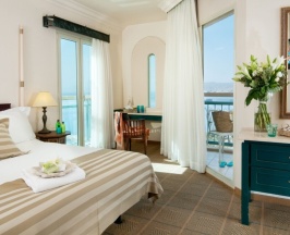 Двухместный номер Club двуспальная кровать в Herods Palace Hotel