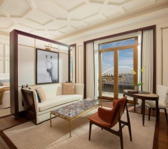 Двухместный номер Grand Deluxe с балконом двуспальная кровать в The St. Regis Astana
