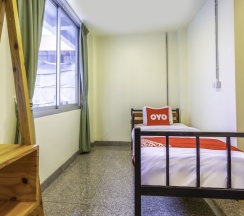 Двухместный номер Premium 2 отдельные кровати в OYO 928 Leaf Hostel