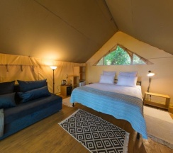 Тент в River Glamp