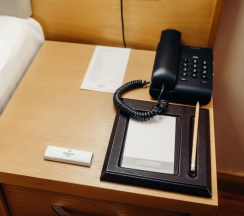 Двухместный номер Superior с видом на город двуспальная кровать в Dedeman Oskemen Hotel