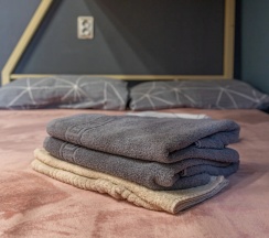 Апартаменты с 3 комнатами с красивым видом из окна в Rooms4Rent