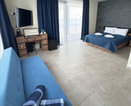 Комфорт с видом на море и общим балконом (dbl+Extra Bed) в Costa d`Ora